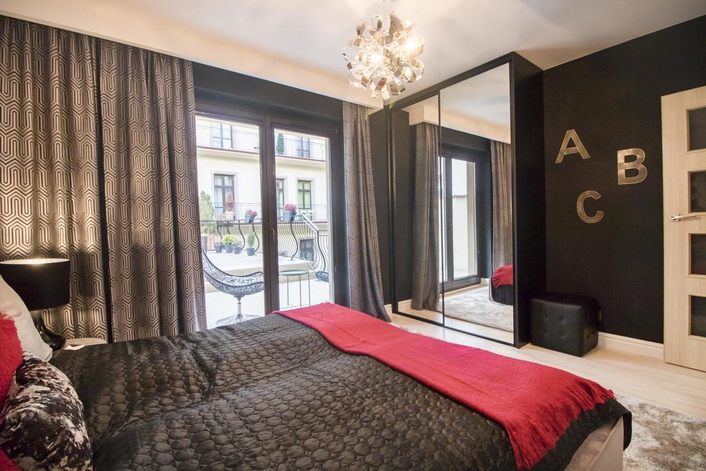 Kings City - Skawinska Apartment Красков Екстериор снимка