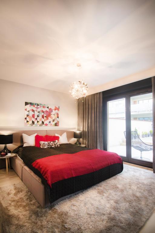 Kings City - Skawinska Apartment Красков Екстериор снимка